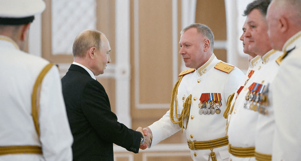 بوتين يعلن إعادة هيكلة البحرية الروسية وتعزيز&nbsp;تسليحها