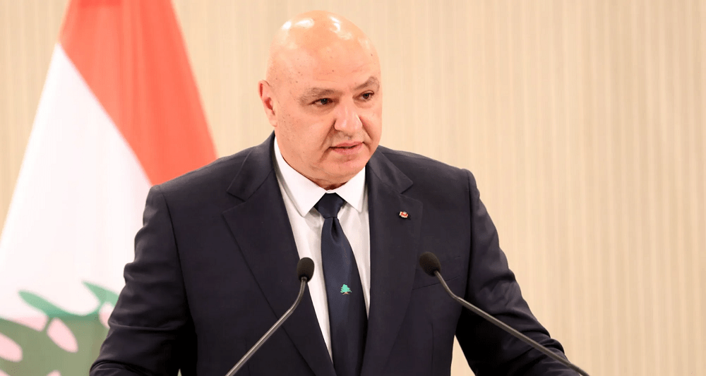 عون يكشف عن قيامه شخصيًا باتصالات مع حزب الله بشأن مسألة&nbsp;السلاح