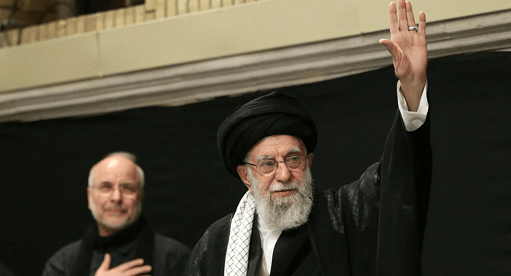 خامنئي: تطوير القدرات العسكرية والعلمية سيشهد&nbsp;تسارعًا