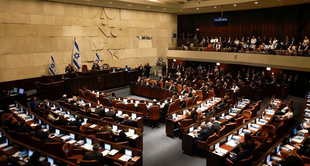 الكنيست الإسرائيلي يصوت لصالح مشروع لفرض السيطرة على&nbsp;الضفة