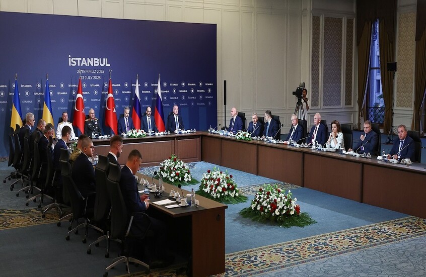 أنقرة: اجتماع إسطنبول حول أوكرانيا سيكون تاريخيًا إن تم خلاله إقرار مشروع&nbsp;الاتفاق