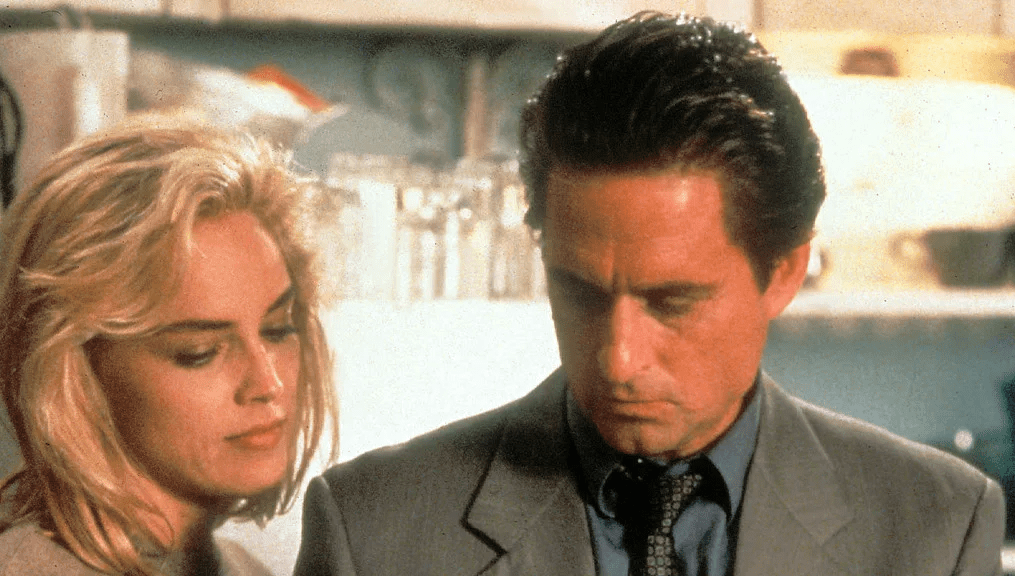 مايكل دوغلاس يُبدي “دهشته الشديدة” من زعم شارون ستون بشأن خلافٍ سابق بينهما قبل فيلم… غريزة&nbsp;أساسية