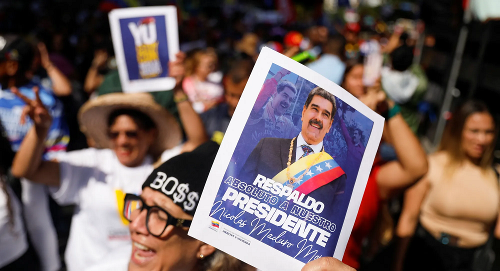 مادورو: السفن الأميركية القريبة هدفها تغيير&nbsp;النظام.