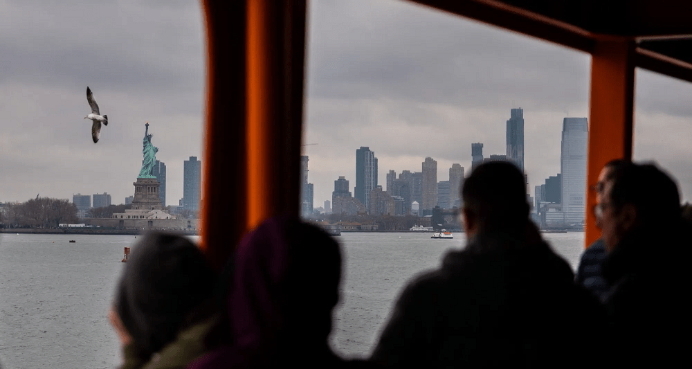 ترامب ينهي “الحماية المؤقتة” لآلاف السوريين… ماذا يعني&nbsp;ذلك؟