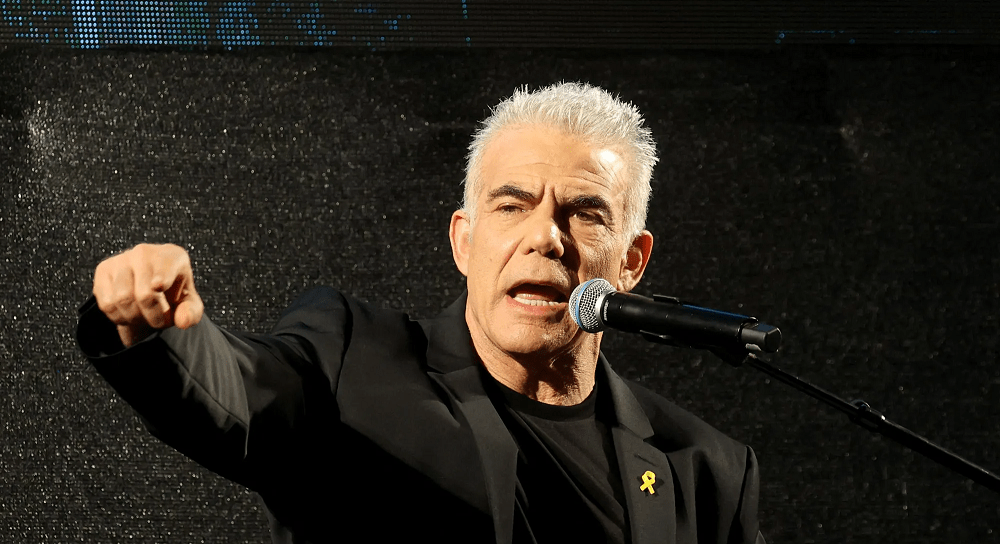 أول تعليق من لابيد على طلب نتنياهو “إنهاء&nbsp;المحاكمة”