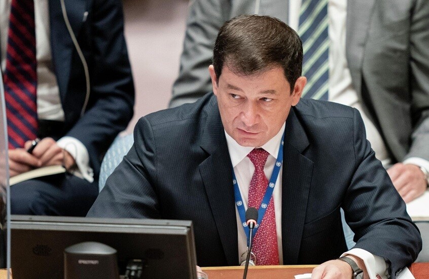 بوليانسكي يحذر من تزويد كييف بأسلحة نووية: الخطوة التالية هي صراع لا يمكن أن يكون&nbsp;إقليميًا