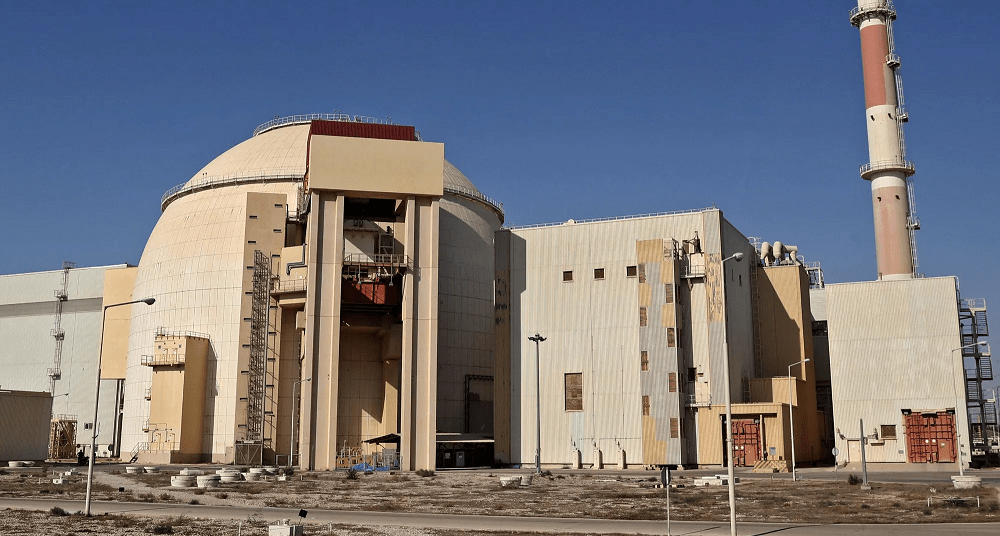 إجلاء عشرات الروس من “بوشهر”… وتحذير من خطر&nbsp;نووي